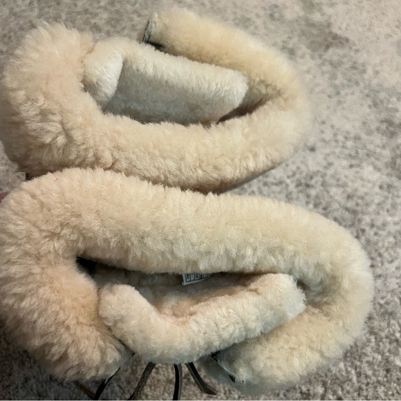 UGG Australia Upside Lace Up Shearling Boots Suede Sheepskin Boots Size 9 - Picture 7 of 12